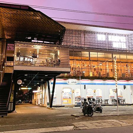 Hotel Wisata Niaga Campus Purwokerto Exterior photo